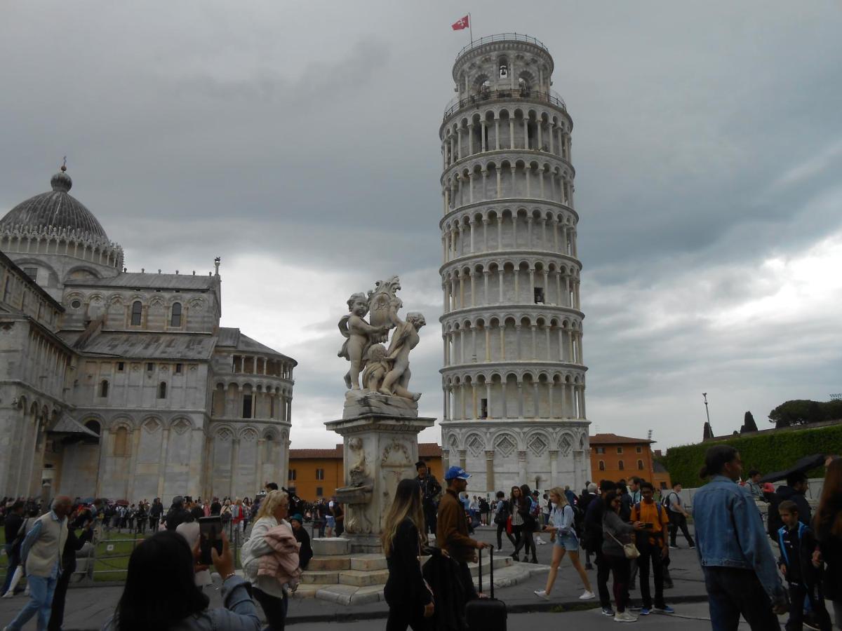 Hotel On The Roof Pisa Exterior foto